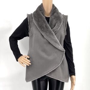 DYLAN BY TRUE GRIT SUEDE FUR LINED VEST.